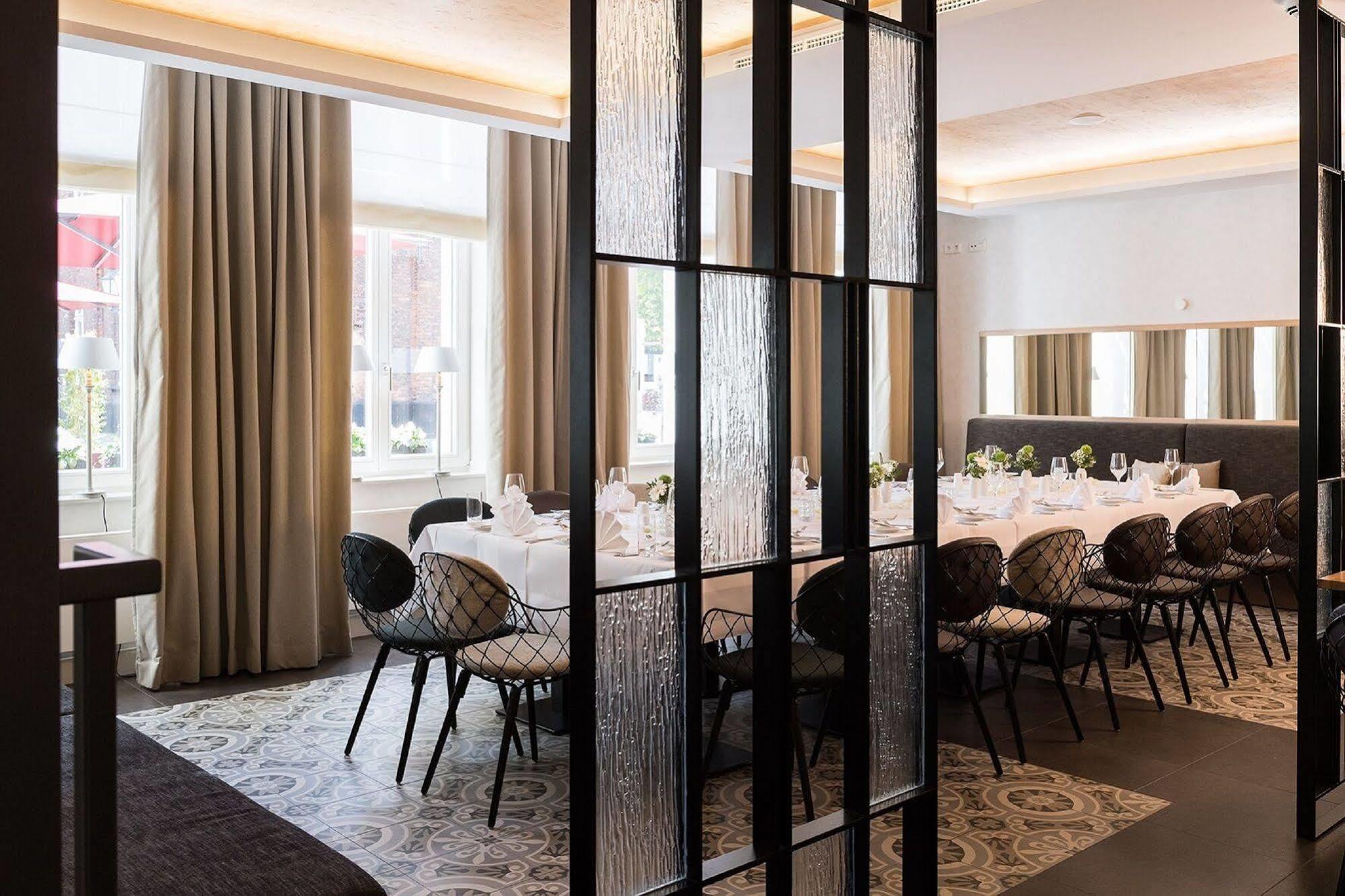 Hotel Am Fischmarkt Rheinberg Eksteriør billede